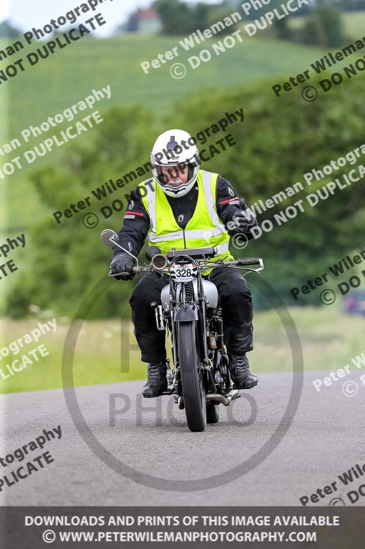 Vintage motorcycle club;eventdigitalimages;no limits trackdays;peter wileman photography;vintage motocycles;vmcc banbury run photographs